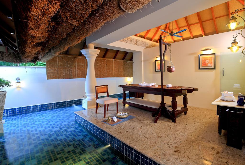 Carnoustie Ayurveda & Wellness Resort Alappuzha Bagian luar foto